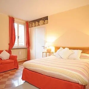 ivy-house-in-the-heart-of-milan.italymilanhotels.net/