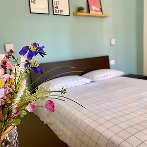 https://apt-cujo.hotelitalianriviera.com